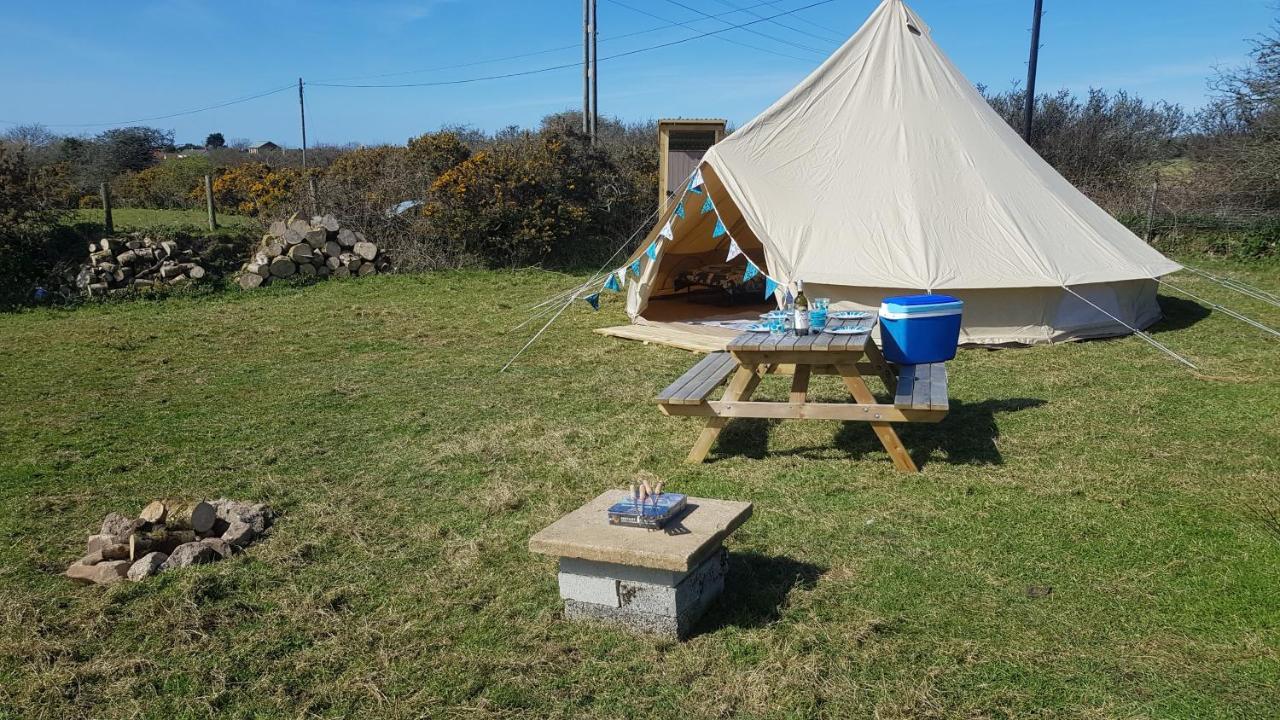 Cornish Skies Glamping Pool Buitenkant foto